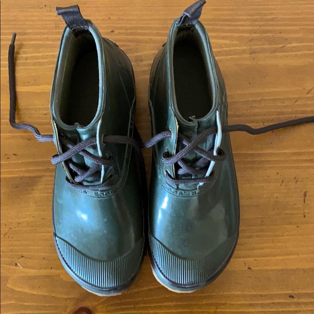 Bogs ankle rain boots